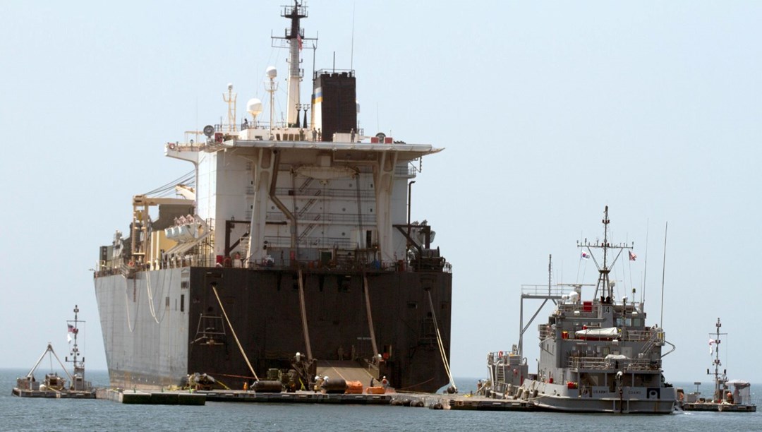 Gazze ye liman inşası için giden ABD gemisinde yangın çıktı