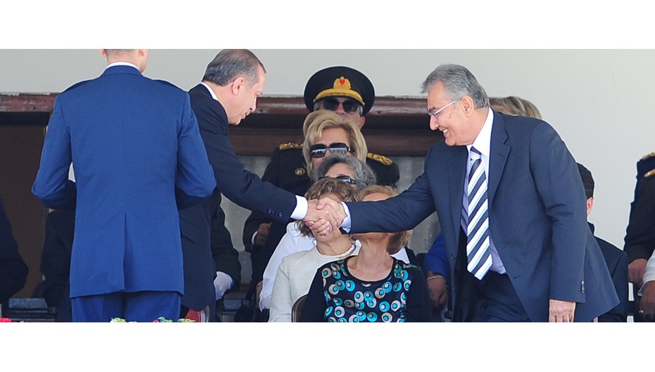 Erdoğan-Baykal sohbet etti