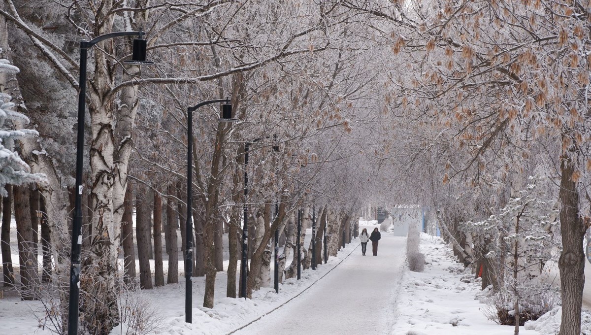 Erzurum’da iki mevsim bir arada