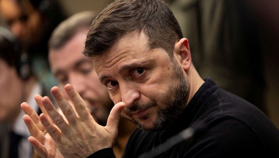 Ukrayna'da kapitülasyon endişesi: ABD askeri yardımı kesti,