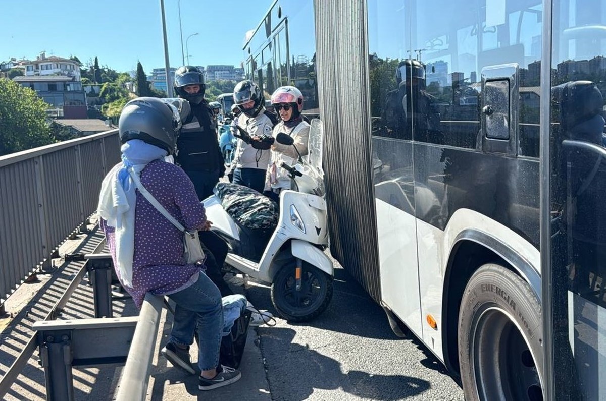 15 Temmuz Şehitler Köprüsü'nde trafiği kilitleyen kaza