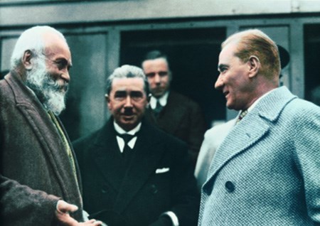 genelkurmay dan renkli ataturk