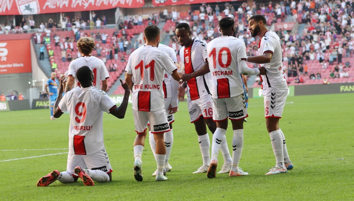 Samsunspor'dan muhteşem geri dönüş: 7 gollü düelloyu kazandı