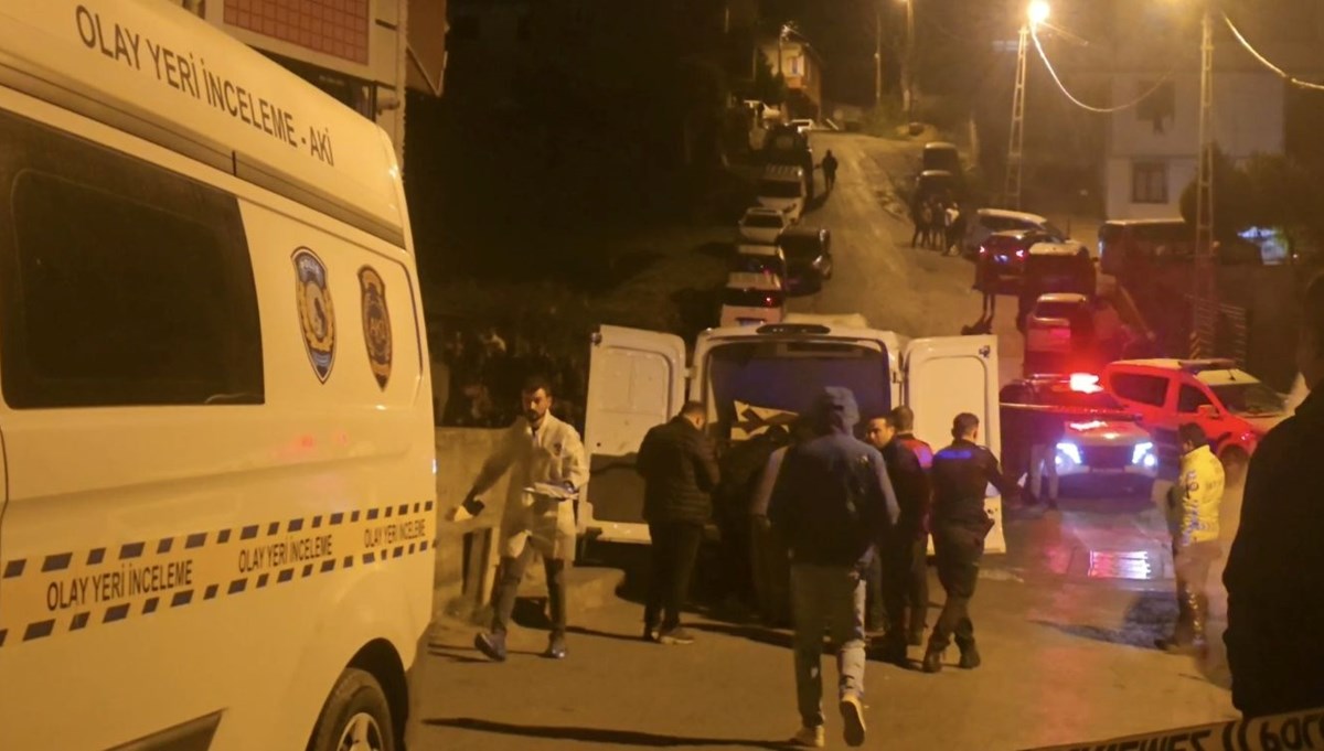 Sosyal medya cinayeti: Eşiyle mesajlaşan kişiyi öldürdü Sosyal medya cinayeti: Eşiyle mesajlaşan kişiyi öldürdü