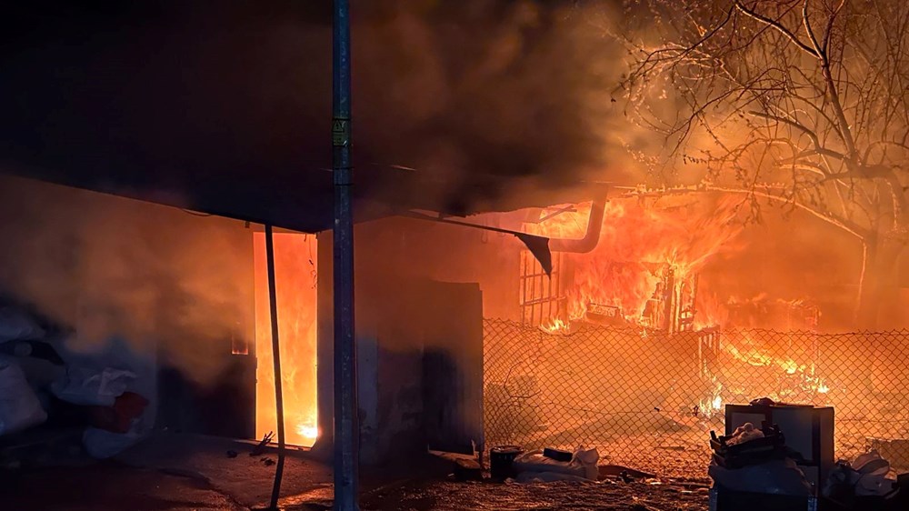 Tekstil atıklarının toplandığı depoda yangın: Memati'yi bir an olsun bırakmadı - 2