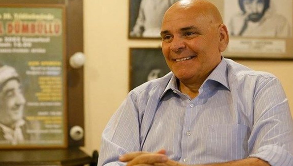 Usta sanatçı Rasim Öztekin kalp krizi geçirdi