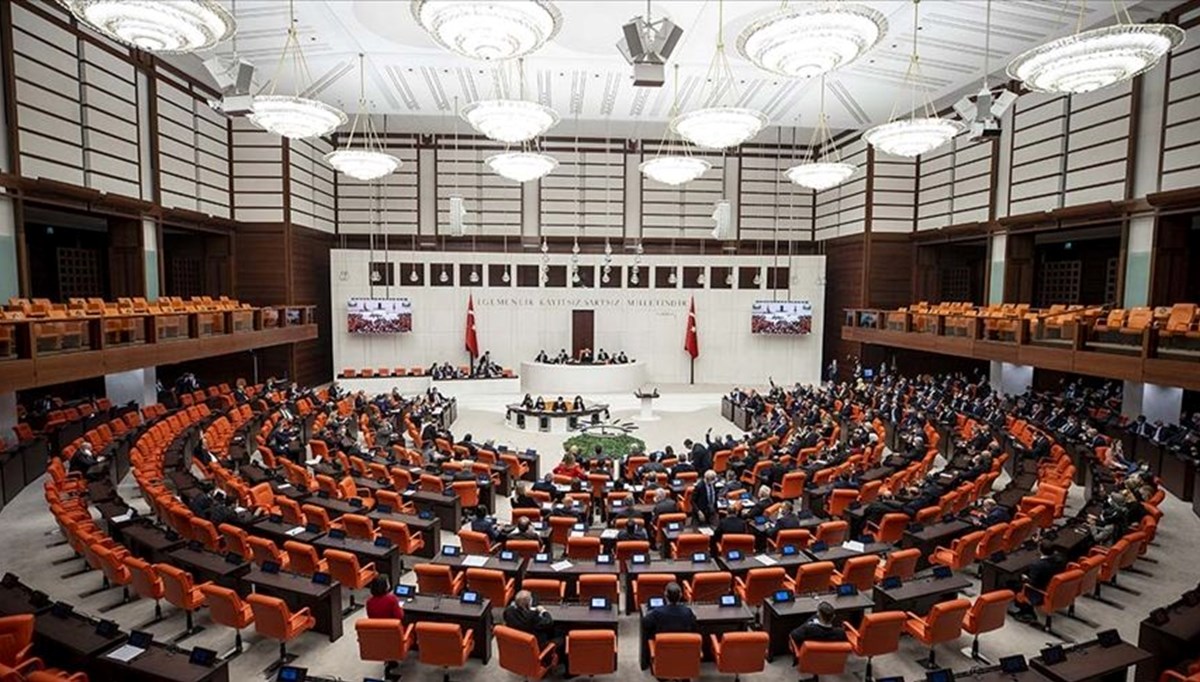 HDP'li vekillere ait dokunulmazlık dosyaları Meclis'te