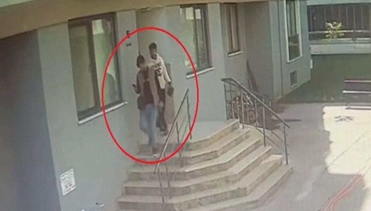 Yalova’daki korkunç cinayette yeni ayrıntı: Canan Cerit’in evine kahvaltı bahanesiyle gelmişler Yalova’daki korkunç cinayette yeni ayrıntı: Canan Cerit’in evine kahvaltı bahanesiyle gelmişler