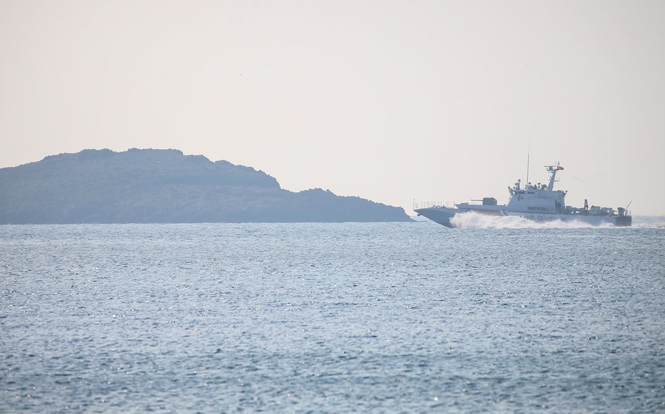 İzmir'de tekne battı: 5 ölü, 5 kişi kayıp - 1
