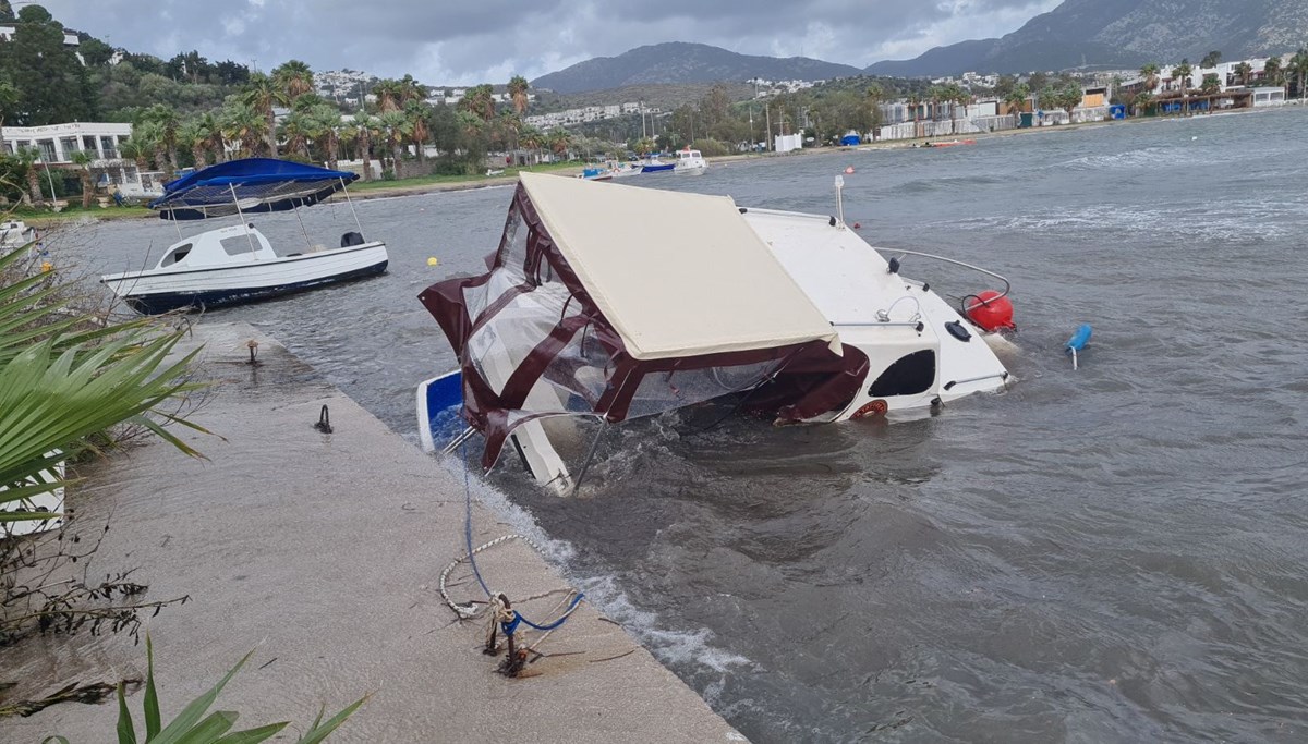 Bodrum’u fırtına vurdu