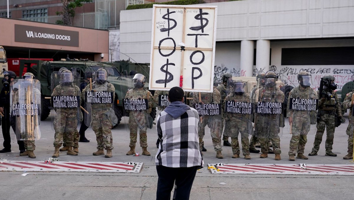 Ulusal Muhafızlar Los Angeles'ta kalacak
