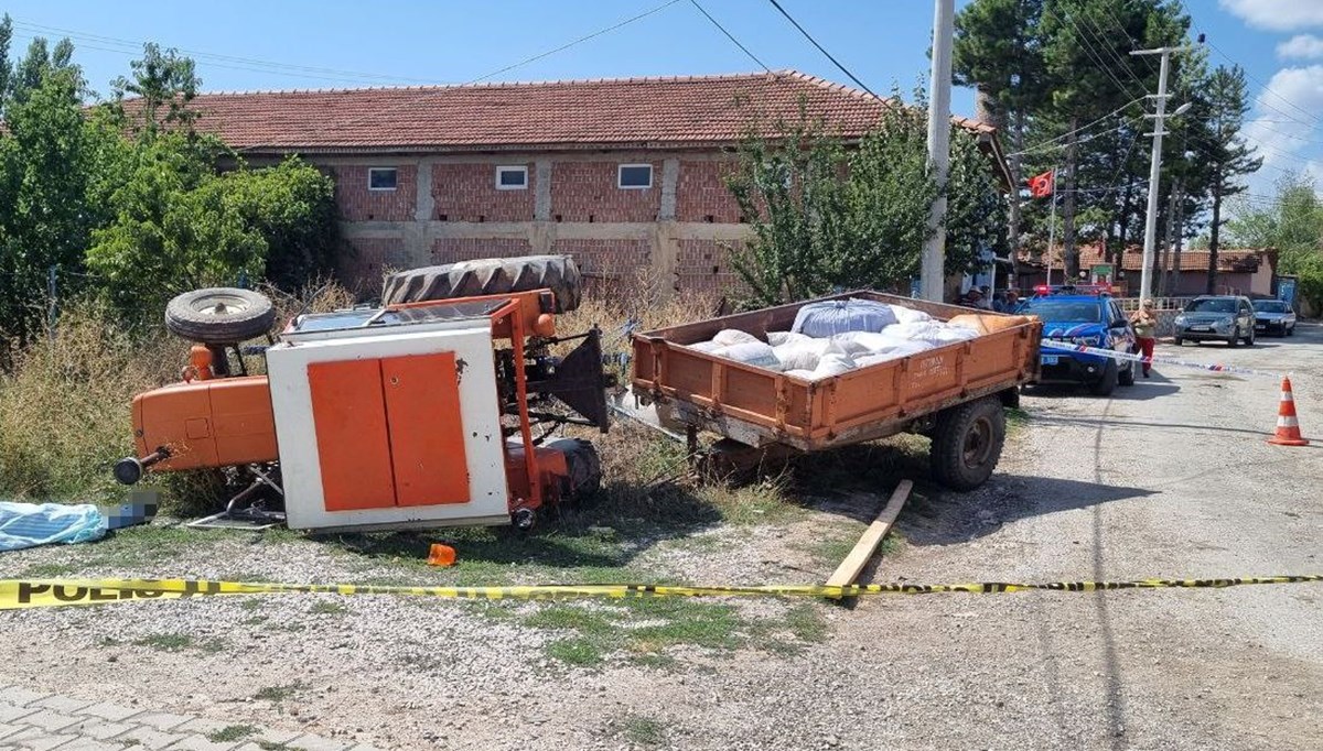 Çorum'da devrilen traktörün sürücüsü öldü