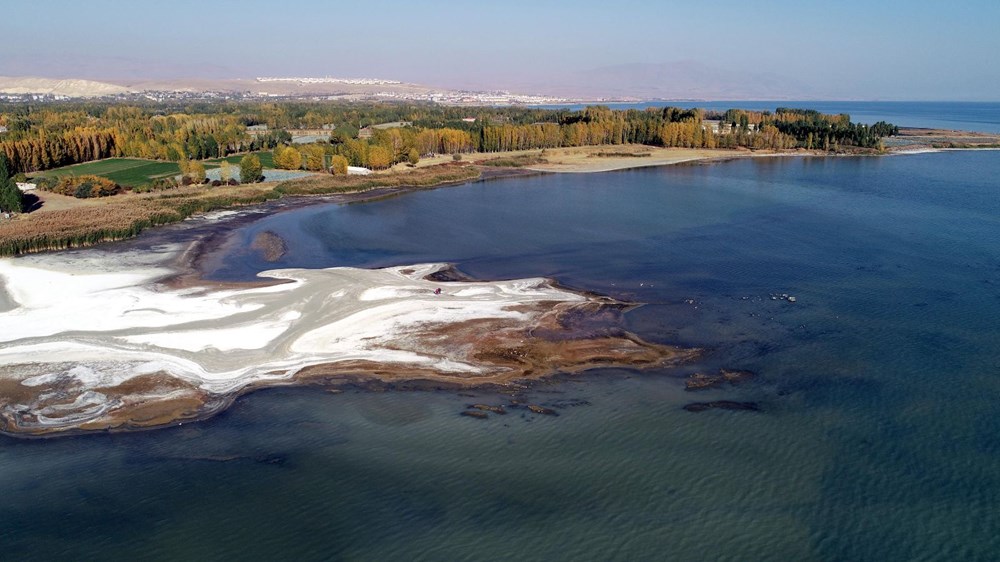 Van Gölü’nde sular çekilince mikrobiyalitler ortaya çıktı - 1