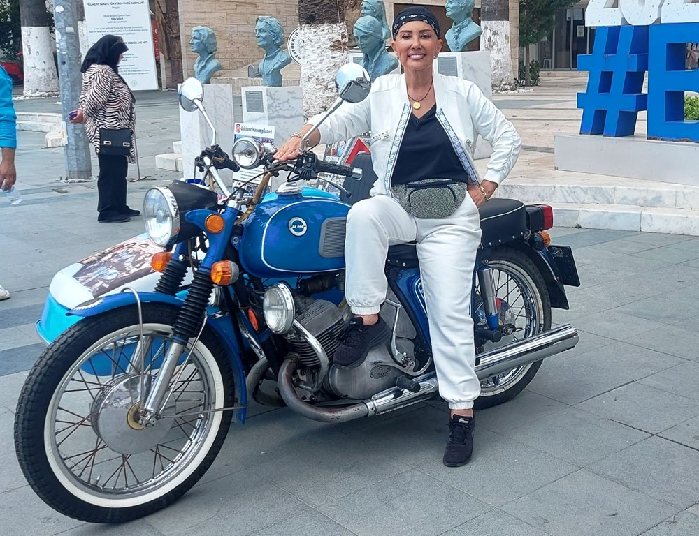 Bahar Öztan, "Doktor Civanım"daki motosiklete yıllar sonra tekrar bindi - 3