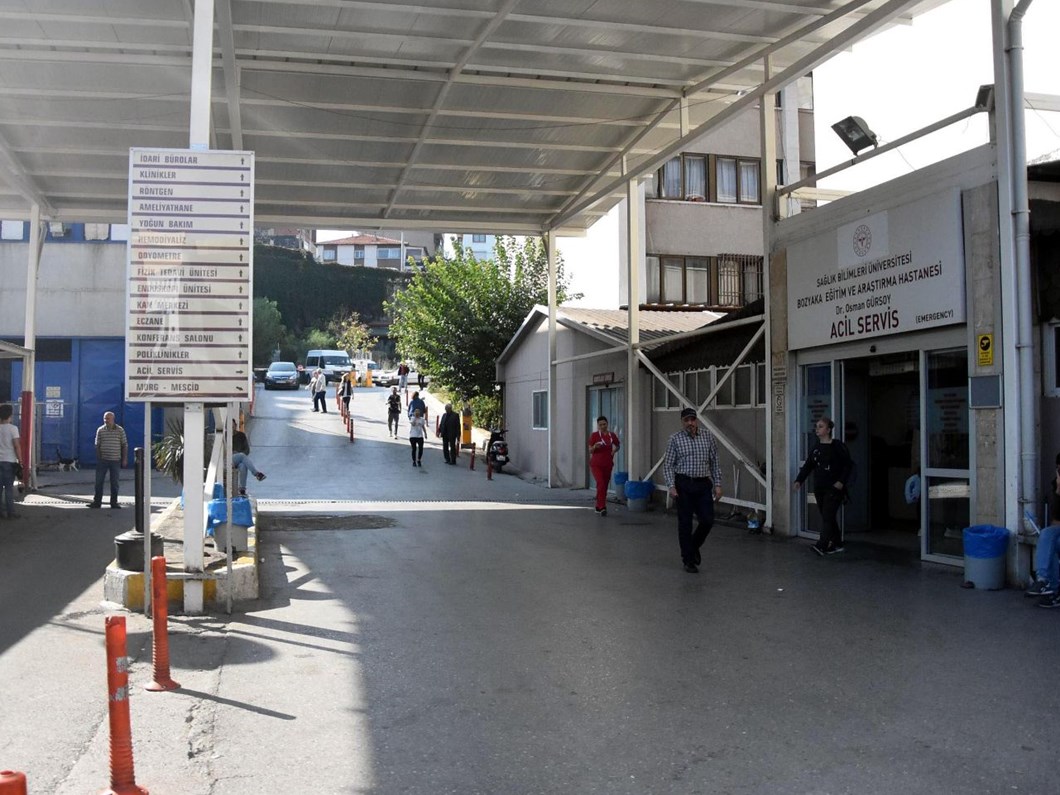 Sira Numarasi Almasini Soyleyen Doktoru Darp Etti Ntv