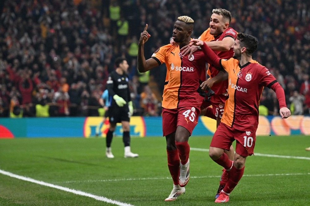 Victor Osimhen'i Türkiye'ye getirmişti, anlaşma iddialarına cevap verdi: Al Hilal ile el sıkıştı mı? - 7