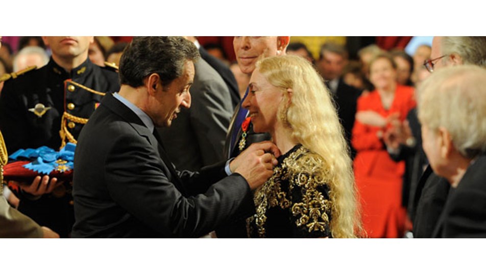 Sozzani’ye Legion d’Honneur nişanı