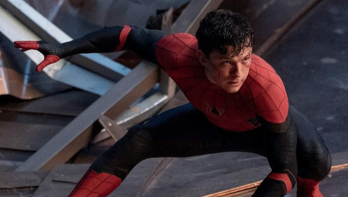 Örümcek Adam yeni bir rekora ilerliyor (28-30 Ocak 2022 ABD Box Office rakamları)