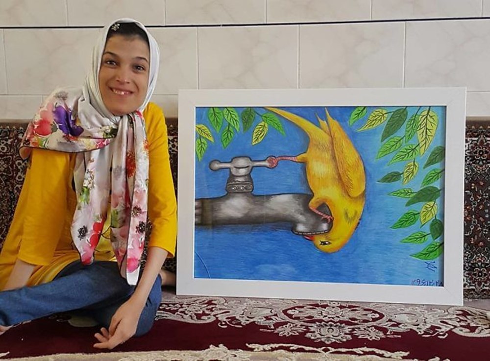 Iranian disabled painter draws pictures with his feet - 23