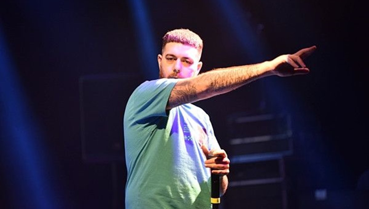 Rap şarkıcısı Murda gözaltına alınıp bırakıldı