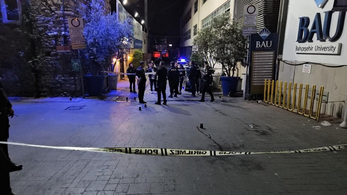 Olayın ardından çevrede geniş güvenlik önlemleri alındı Olayın ardından çevrede geniş güvenlik önlemleri alındı