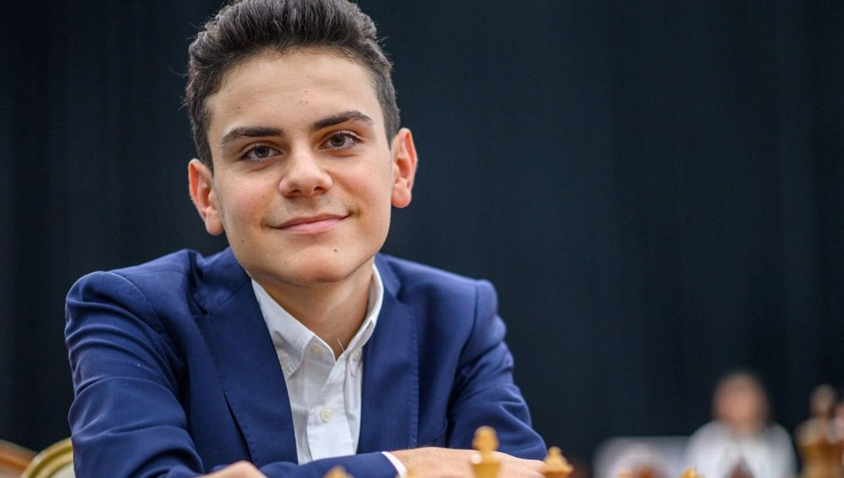 17 yaşında tarih yazdı: Dünya şampiyonunu yenen ilk Türk