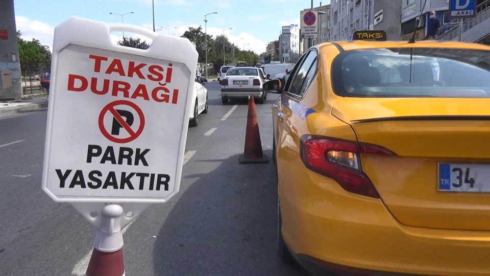 İstanbul'da taksicilerin 'bordo' tartışması - 2