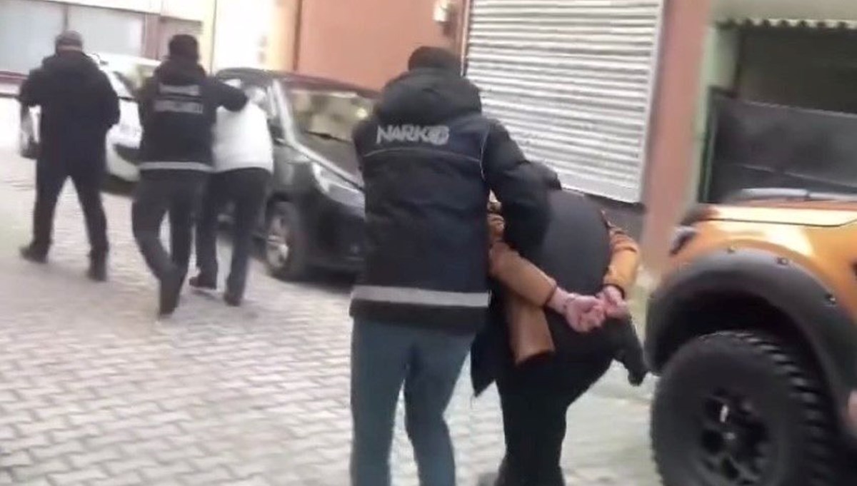 Kırklareli'nde uyuşturucu operasyonu: 15 gözaltı Kırklareli'nde uyuşturucu operasyonu: 15 gözaltı