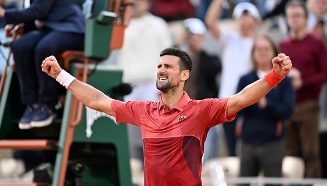 Son şampiyon Djokovic, zorlansa da Fransa Açık'ta çeyrek finale çıktı