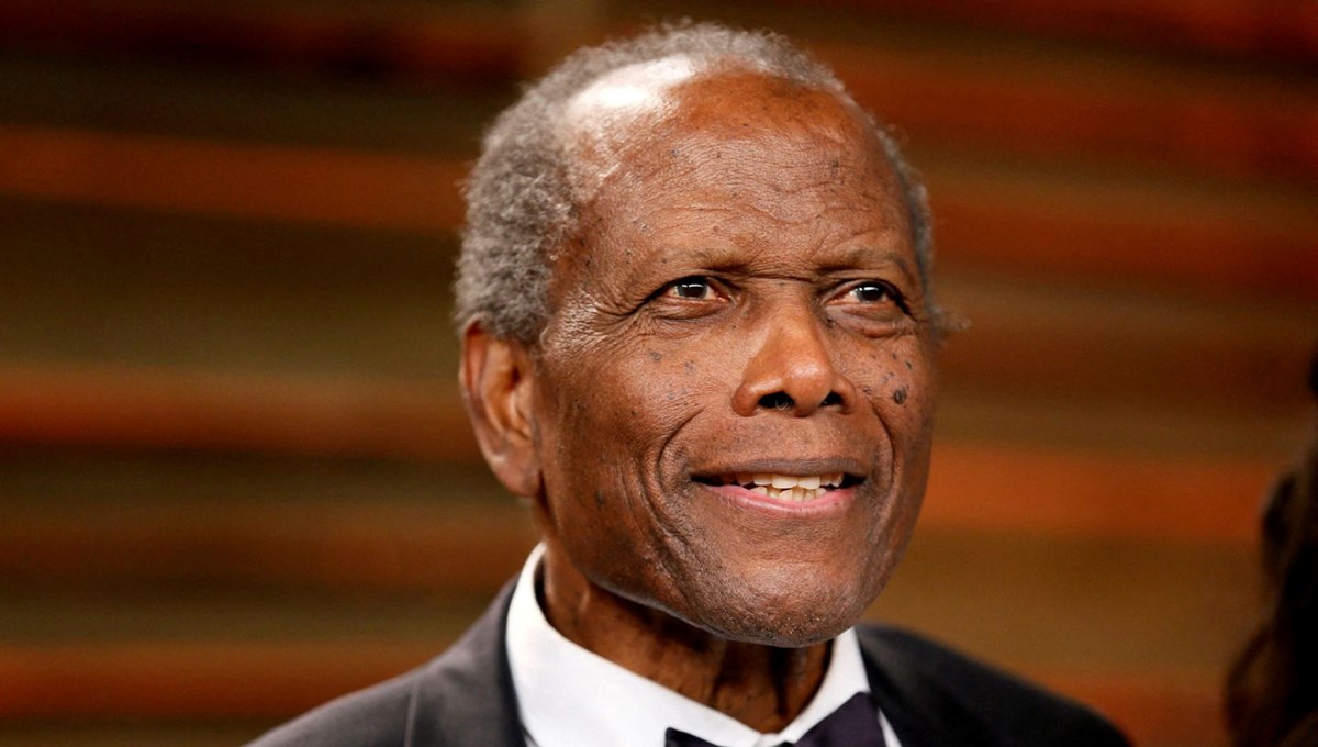 ABD'de Oscar kazanan ilk siyahi aktör Sidney Poitier, 94 yaşında öldü