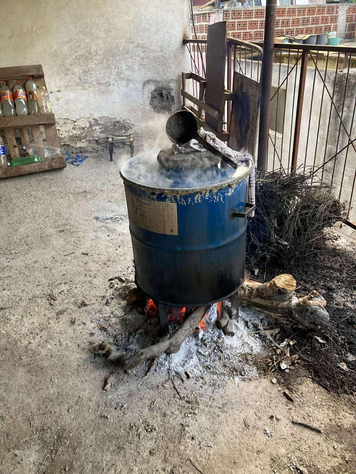 PHh9TWEbG0-aRVe1EgKhKA.jpg