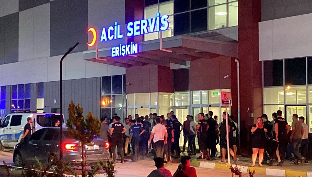 İki grup arasında çıkan kavgada belde belediye başkanı da yaralandı