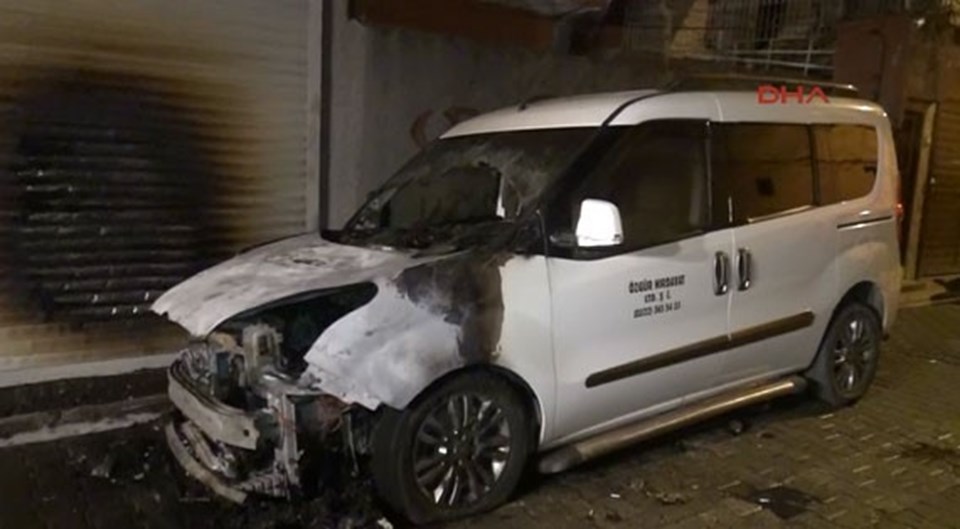 Adana'da bir gecede 8 araç kundaklandı - 1
