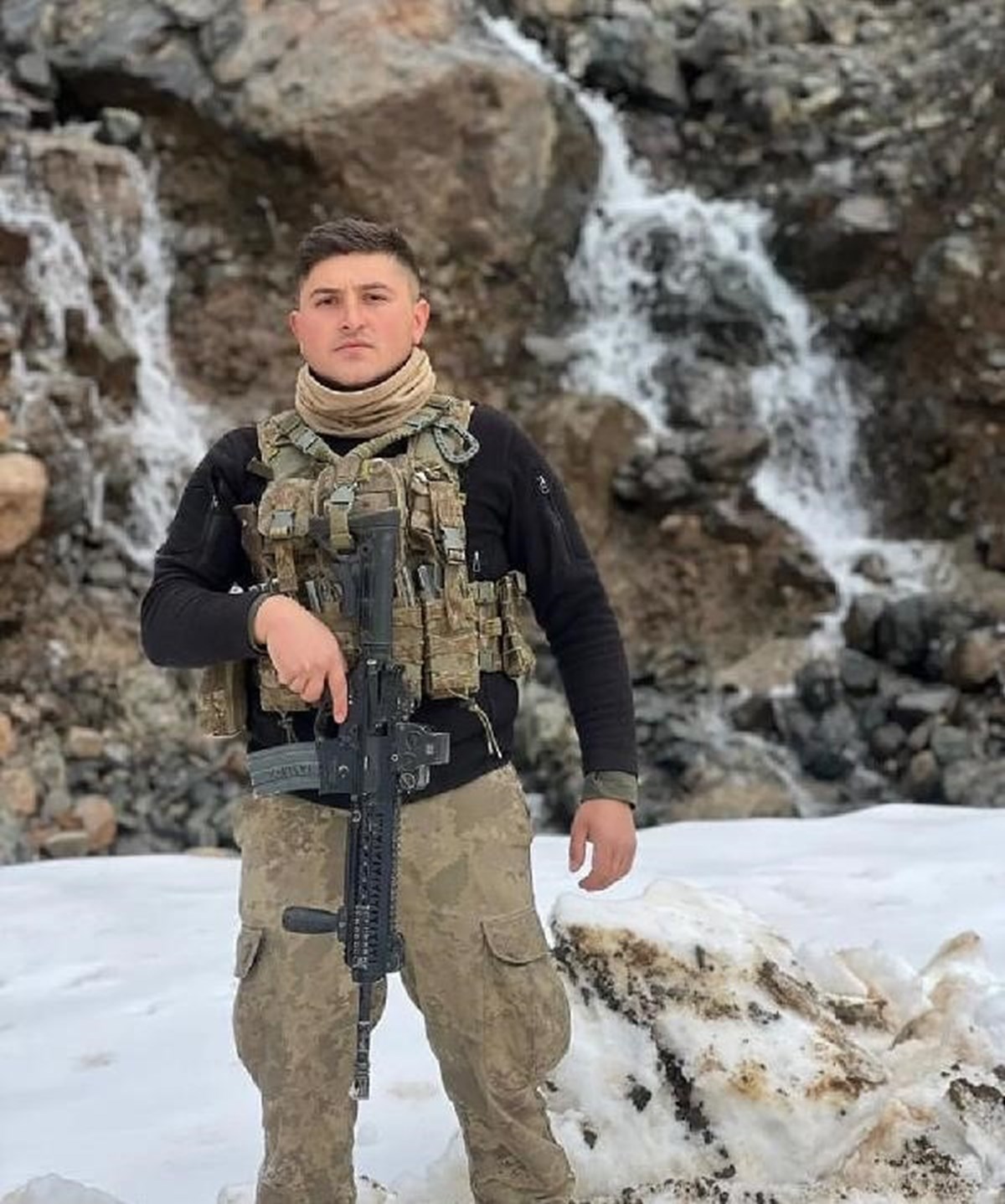 Şehit Piyade Sözleşmeli Er Yasin Karaca Şehit Piyade Sözleşmeli Er Yasin Karaca