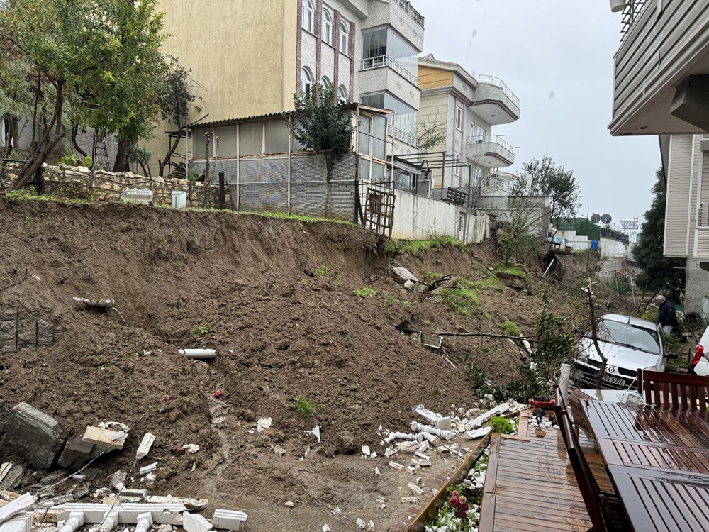 İstanbul'da fırtına: 1 can kaybı - 19