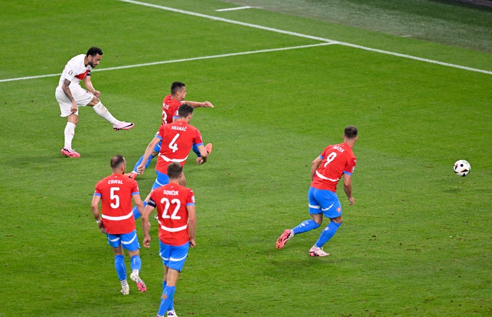 Türkiye son 16'da | A Milli Takım galibiyetle turladı 3 Türkiye, Çekya karşısında kazanarak EURO 2024'te son 16'ya kaldı - 2