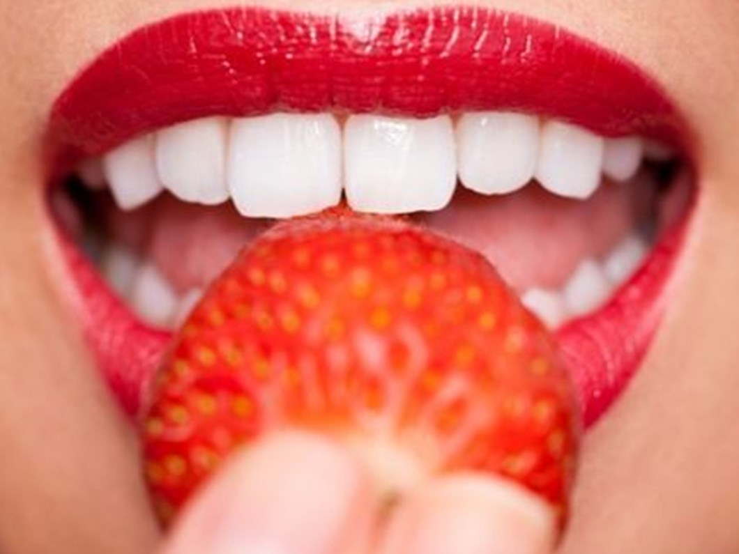 Komurle Dis Beyazlatma Yontemi Zararli Mi Saglik Haberleri Ntv