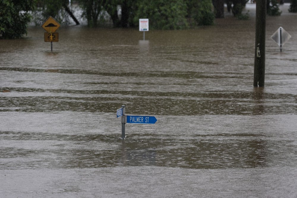 Avustralya'da yüzyılın sel felaketi:18 bin kişi tahliye edildi - 1