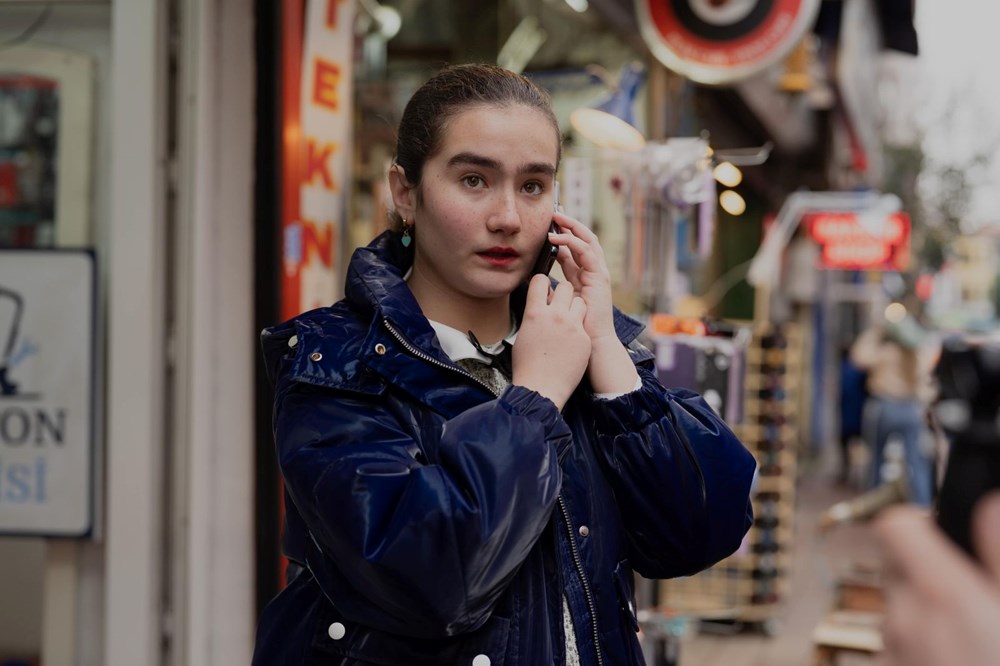 Azize's Demise: Did the Street's Angel Fall? "Devran and Yavuz are Crushed" 77 PQ 4OzRhFUKd6QRgFT8UIA