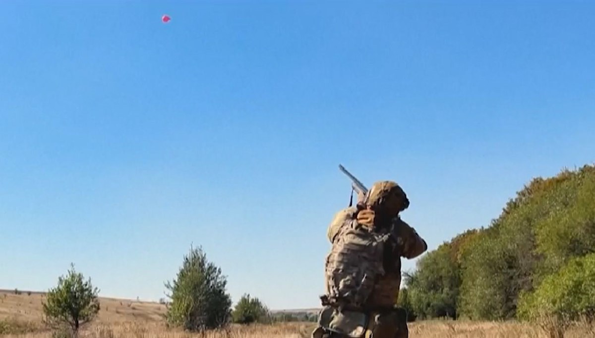 Uçan balonla savaş eğitimi Uçan balonla savaş eğitimi