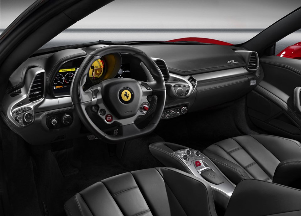 Ferrari 458 Italia - 4
