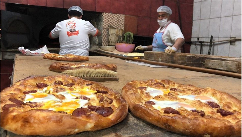 Ramazan Lezzetleri Kars In Kasarli Tereyagli Pidesi Ntv