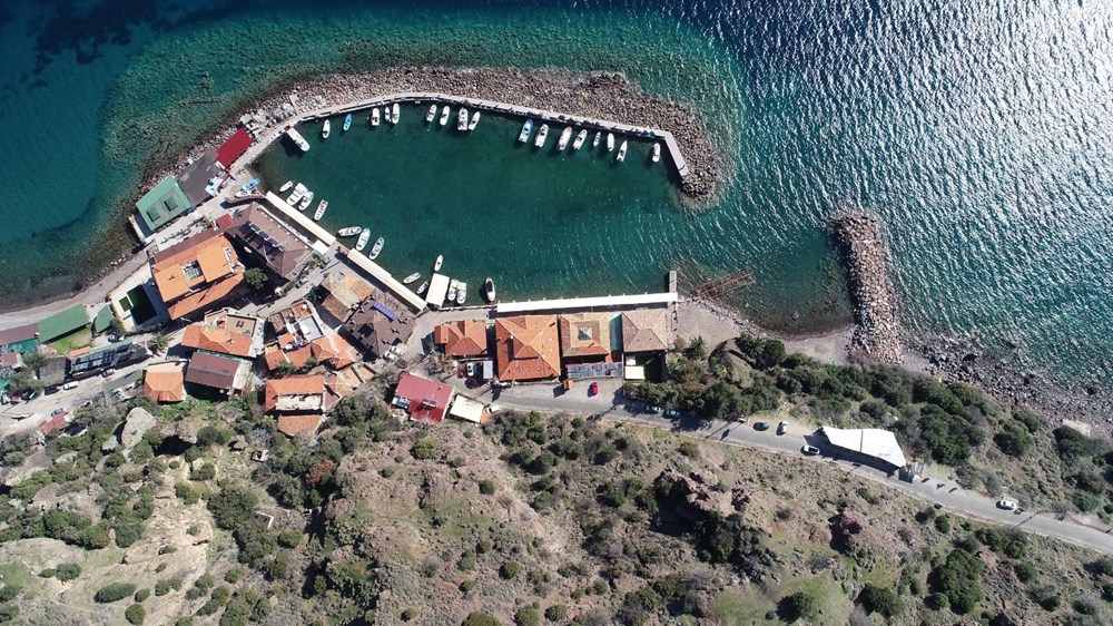 'Afet bölgesi' ilan edilen Assos Antik Limanı'nda turistik tesisler kapatıldı - 4