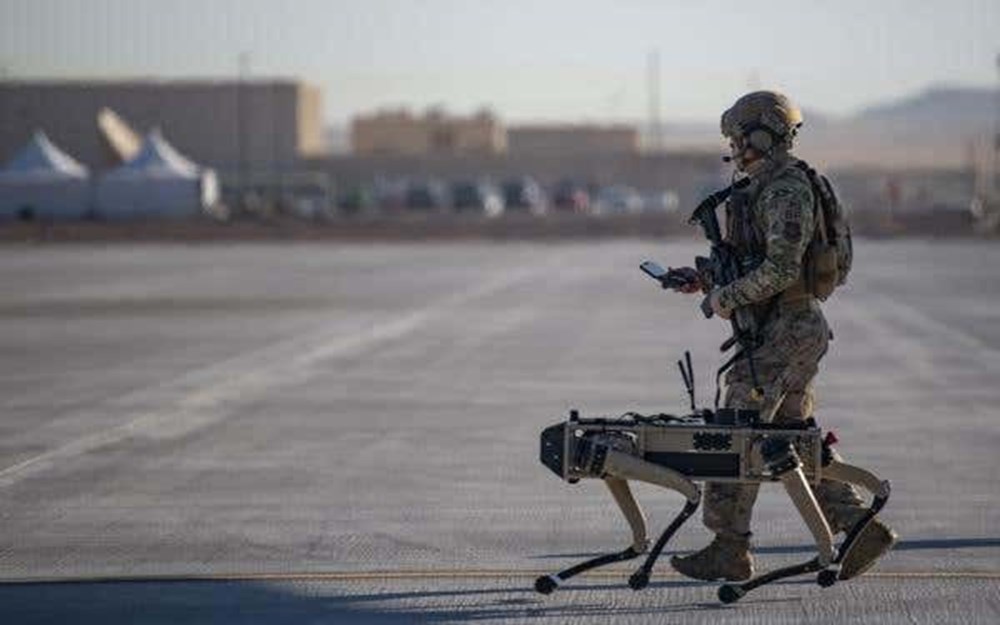 ABD ordusu robot köpekler ile tatbikat yaptı - 3