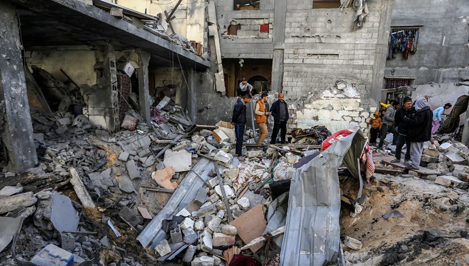 Gazze'de can kaybı 2,5 ayda bini aştı