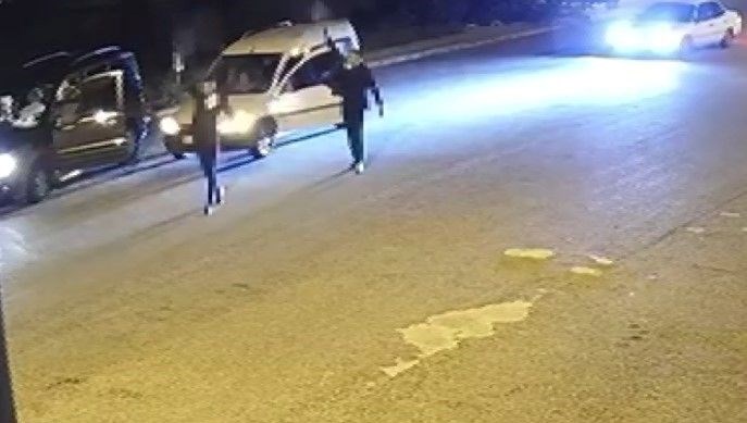 Havaya ateş açan 2 kişi yakalandı