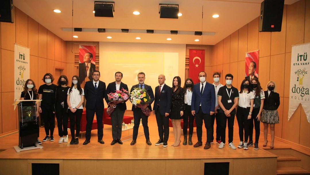 Geleceğin liderleri, iş dünyasının önemli isimleri ile bir arada