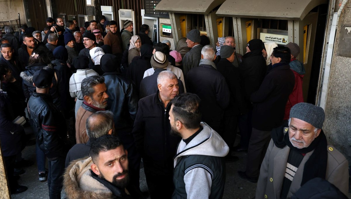 Esad bankaları boşalttı, işlem yapacak para bulunamadı