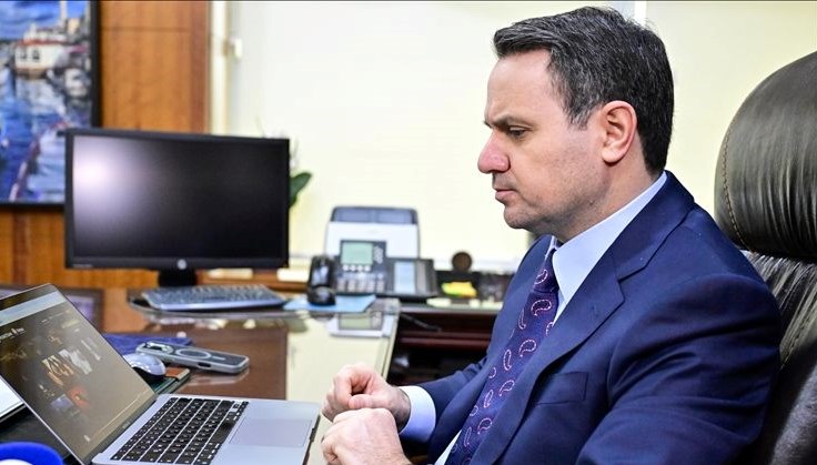 Akın Gürlek'in evinin önüne gelen 2 şüpheli gözaltına alındı