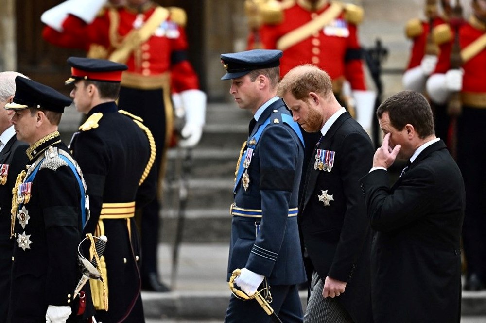 Kraliçe Elizabeth'in cenaze töreni başladı - 5